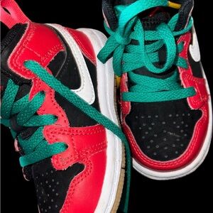 Jordan 1s size 5c